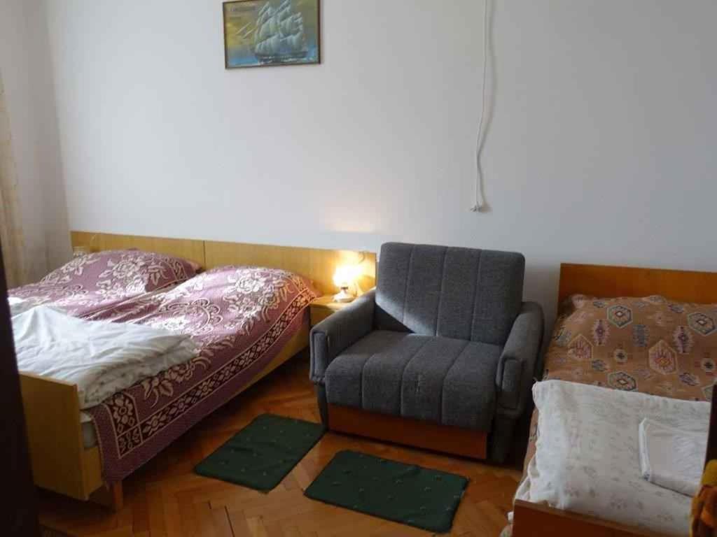 Apartment In Omisalj - Insel Krk 39736 Exteriér fotografie